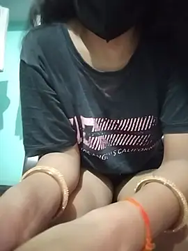 Hotty-Divya online show from 07.20.26