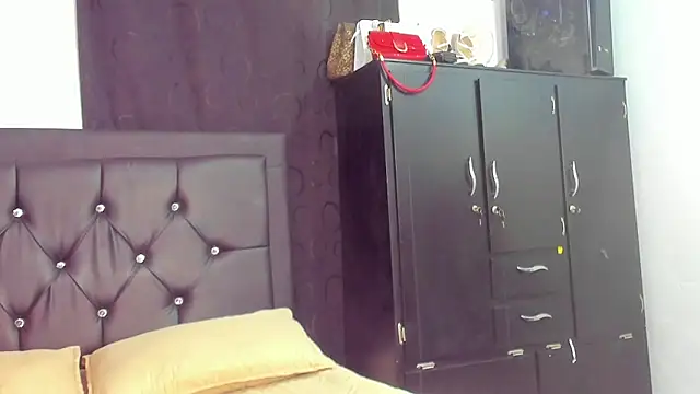 Natassha brown1 online show from 04.02.26