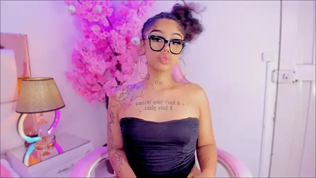 Mia Jansen online show from 12.06.24