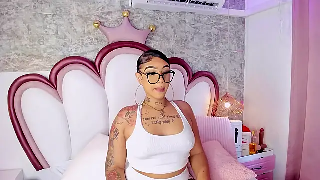 Mia Jansen online show from 04.08.26