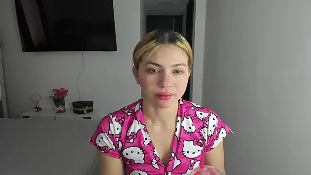 Snapshot of Ori_valentina chatting on 02.28.25 Ori valentina online show from 02.28.25