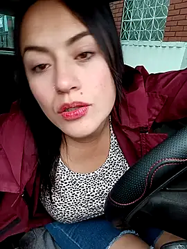 Snapshot of Lesly_10- chatting on 01.27.25 Lesly 10- online show from 01.27.25