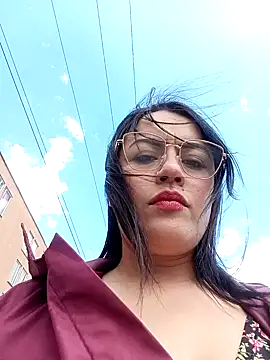 Snapshot of Lesly_10- chatting on 01.29.25 Lesly 10- online show from 01.29.25