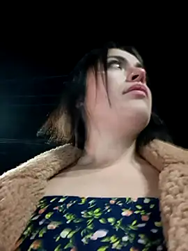 Snapshot of Lesly_10- chatting on 03.18.25 Lesly 10- online show from 03.18.25