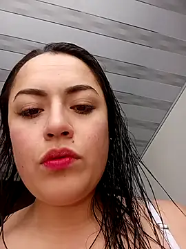 Snapshot of Lesly_10- chatting on 09.29.25 Lesly 10- online show from 09.29.25