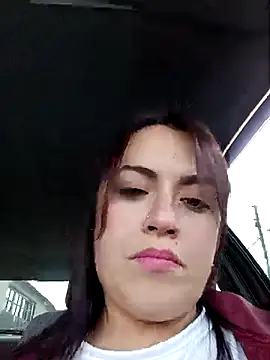 Snapshot of Lesly_10- chatting on 09.30.25 Lesly 10- online show from 09.30.25