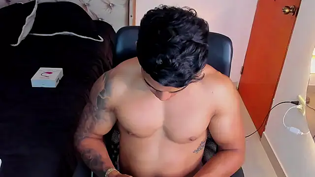 Andrew wolf7 online show from 11.07.25