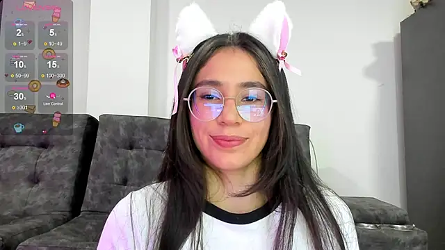 emmadiaz1 online show from 01.03.25