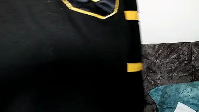 Snapshot of Exotic_tatto27121 chatting on 12.04.24 Exotic tatto27121 online show from 12.04.24