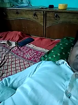 Snapshot of Lustyful_Couple chatting on 02.21.25 Lustyful Couple online show from 02.21.25