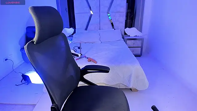 EmySilver online show from 02.09.25