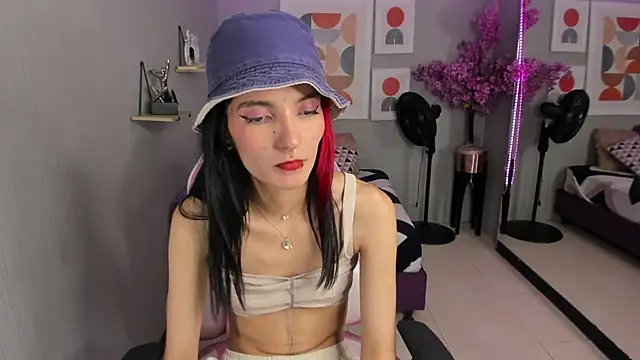 Dafne huges online show from 01.31.25