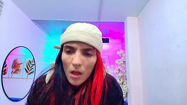 Dafne huges online show from 09.13.25