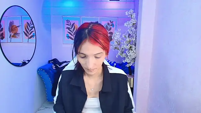 Dafne huges online show from 09.27.25