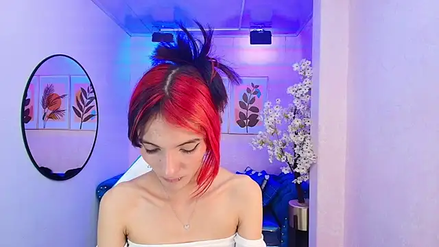 Dafne huges online show from 09.29.25