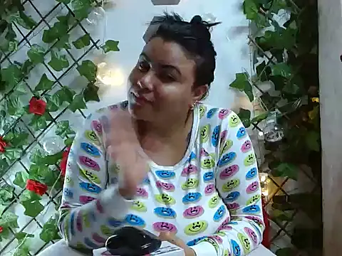 Snapshot of alicia_squirt_big chatting on 01.14.25 alicia squirt big online show from 01.14.25