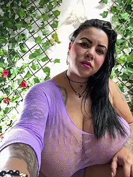 Snapshot of alicia_squirt_big chatting on 03.15.25 alicia squirt big online show from 03.15.25