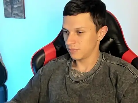 Snapshot of goodboy69l chatting on 02.20.26 goodboy69l online show from 02.20.26