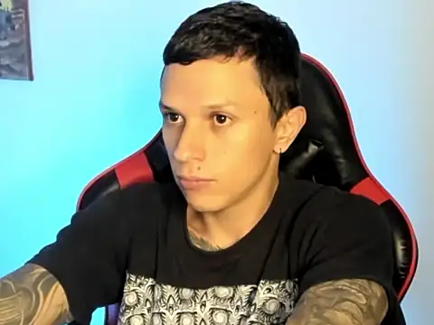 Snapshot of goodboy69l chatting on 02.24.26 goodboy69l online show from 02.24.26