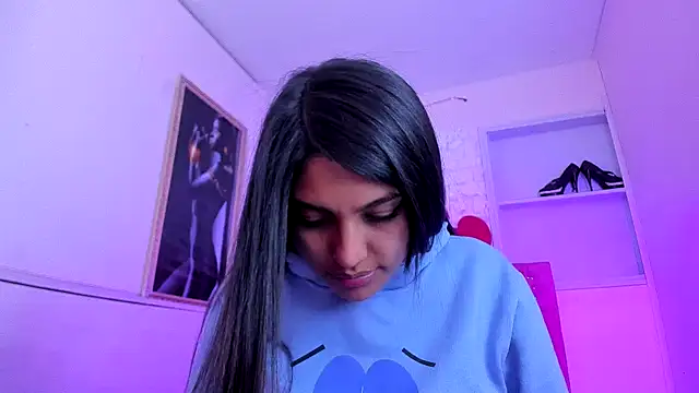 SarahStones online show from 10.09.25