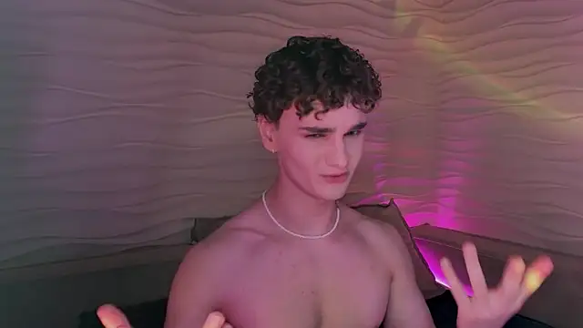 adam 21cm   online show from 01.19.25