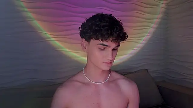 adam 21cm   online show from 02.20.25