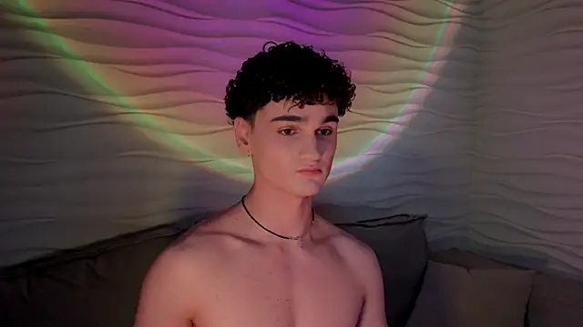 adam 21cm   online show from 03.20.25