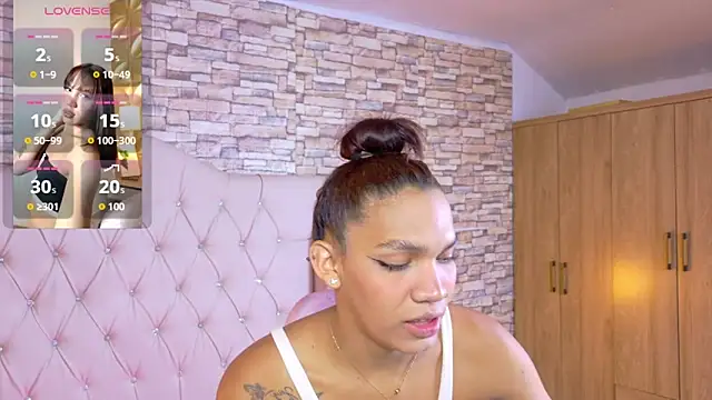 Sara-Smith- online show from 04.16.26