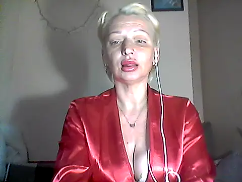 Snapshot of MaryJane441 chatting on 04.30.26 MaryJane441 online show from 04.30.26