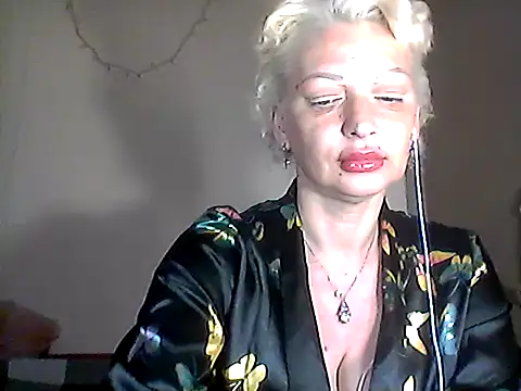 Snapshot of MaryJane441 chatting on 05.05.26 MaryJane441 online show from 05.05.26