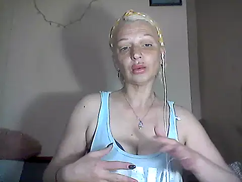 Snapshot of MaryJane441 chatting on 05.21.26 MaryJane441 online show from 05.21.26