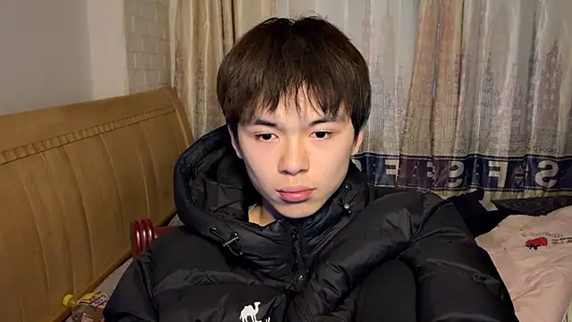 Snapshot of xiaottt1918 chatting on 01.25.25 xiaottt1918 online show from 01.25.25