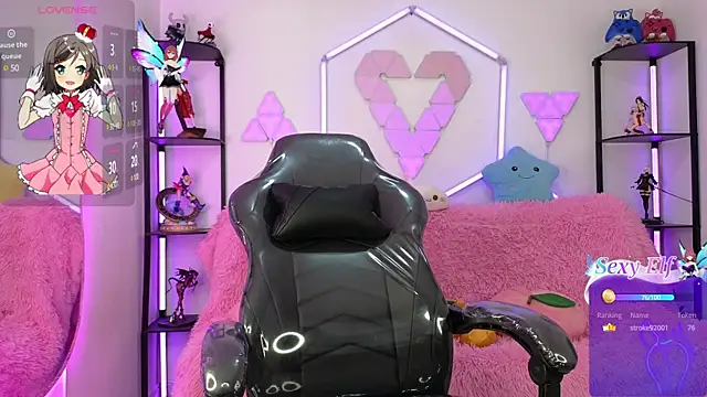 littlevixen18 online show from 03.20.25