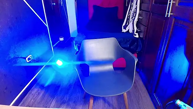 Snapshot of SexyNaf chatting on 02.04.25 SexyNaf online show from 02.04.25