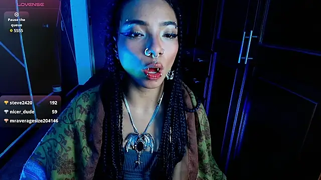 Snapshot of SexyNaf chatting on 03.20.25 SexyNaf online show from 03.20.25