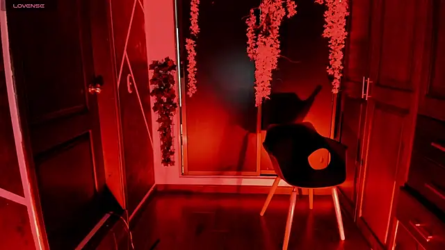 Snapshot of SexyNaf chatting on 11.05.25 SexyNaf online show from 11.05.25