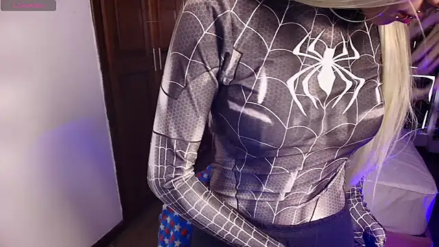 Snapshot of SexyNaf chatting on 11.22.25 SexyNaf online show from 11.22.25