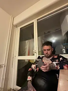 Snapshot of lope85540 chatting on 12.18.24 lope85540 online show from 12.18.24