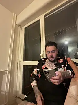 Snapshot of lope85540 chatting on 02.14.25 lope85540 online show from 02.14.25