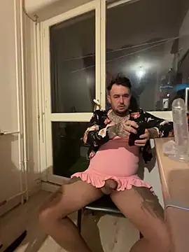 Snapshot of lope85540 chatting on 10.15.25 lope85540 online show from 10.15.25