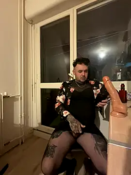 Snapshot of lope85540 chatting on 10.19.25 lope85540 online show from 10.19.25