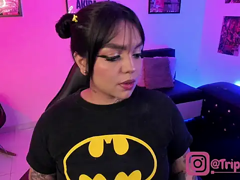 Snapshot of martinarousee chatting on 10.05.25 martinarousee online show from 10.05.25