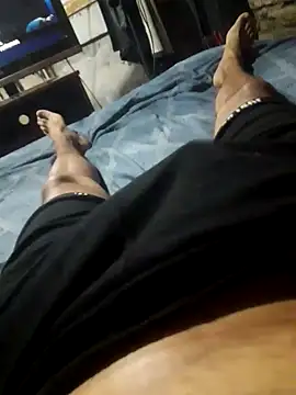 Snapshot of ElBati492 chatting on 12.23.24 ElBati492 online show from 12.23.24