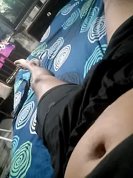 Snapshot of ElBati492 chatting on 03.21.25 ElBati492 online show from 03.21.25