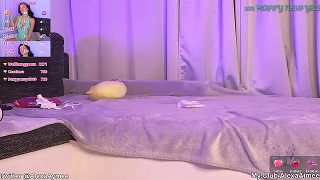 AlexaAimee online show from 01.01.25