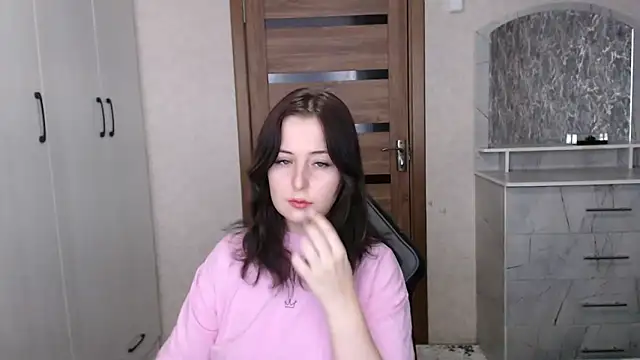 Kristy-Max online show from 12.15.25