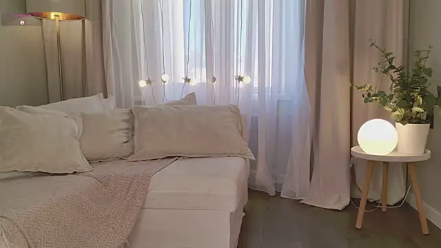 SunnyRisha online show from 06.02.26