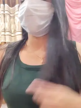 Snapshot of Mylovesana chatting on 02.10.25 Mylovesana online show from 02.10.25