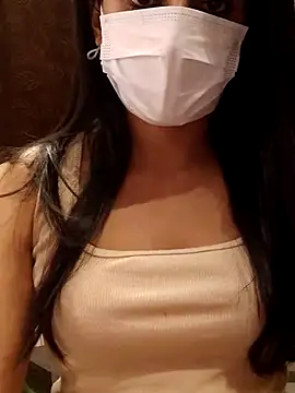 Snapshot of Mylovesana chatting on 03.11.25 Mylovesana online show from 03.11.25