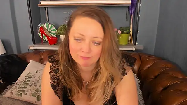 JesiaFoxi online show from 03.22.25